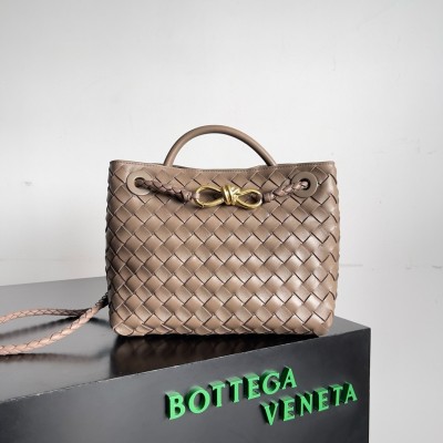 Bottega Veneta Andiamo Small Bag in Praline Intrecciato Lambskin BVBS12006