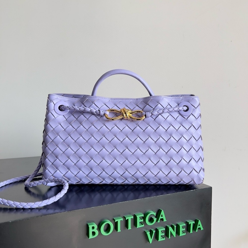 Bottega Veneta Andiamo Small East/West Bag in Lilas Intrecciato Lambskin BVBS12010