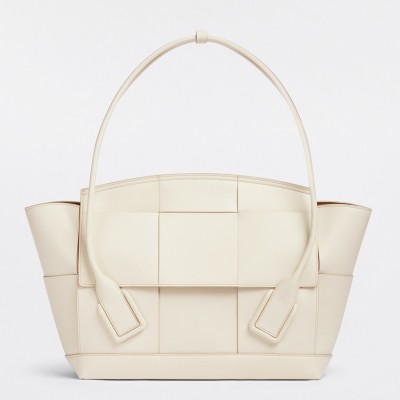 Bottega Veneta Arco Medium Bag In White Intrecciato Calfskin BVBS12039