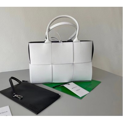 Bottega Veneta Arco Medium Tote In White Intrecciato Lambskin BVBS12538