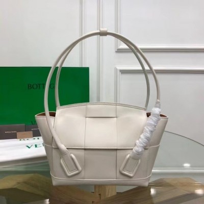 Bottega Veneta Arco Small Bag In White Intrecciato Calfskin BVBS12044