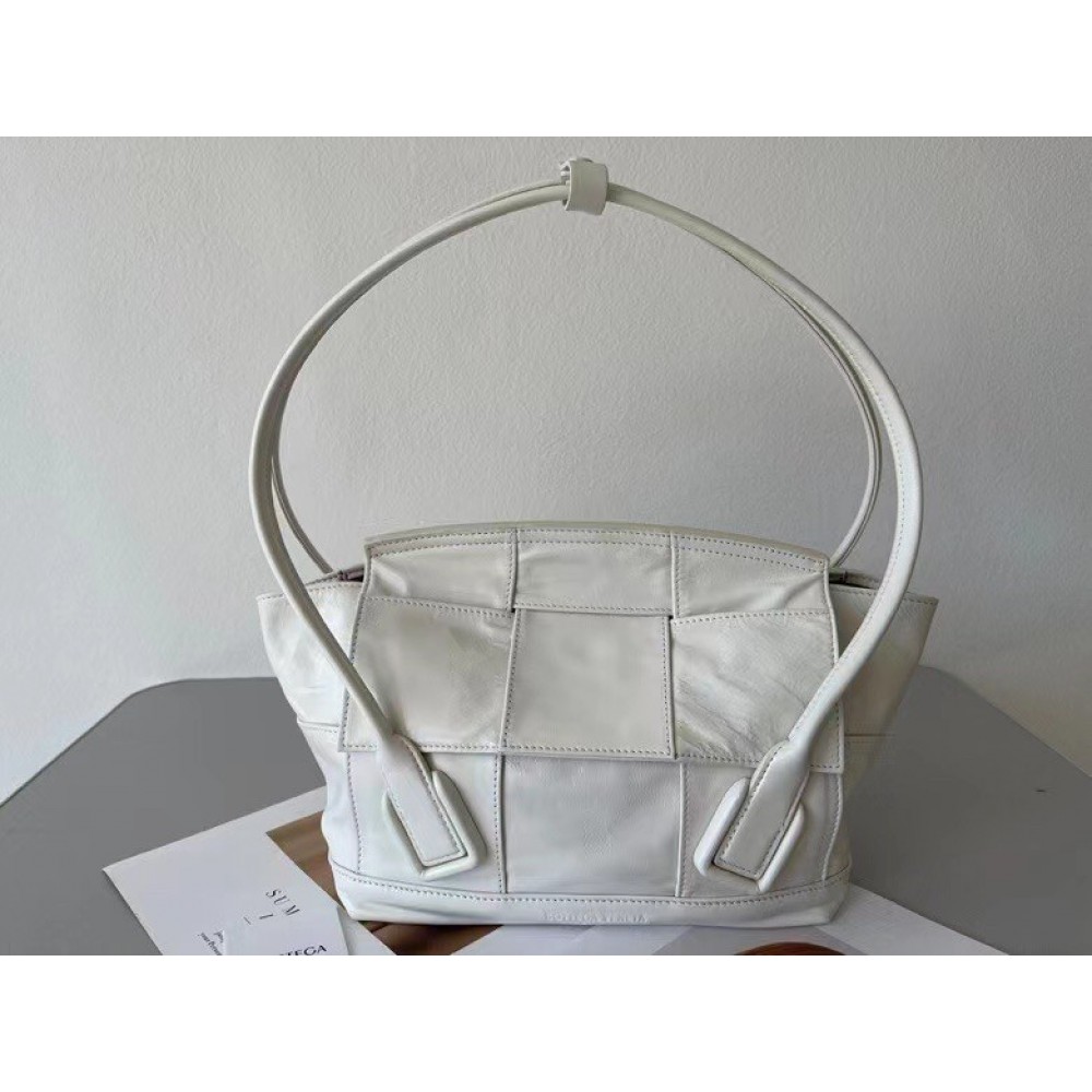 Bottega Veneta Arco Small Bag In White Intrecciato Leather BVBS12045