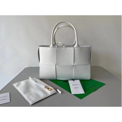 Bottega Veneta Arco Small Tote In White Grained Leather BVBS12542