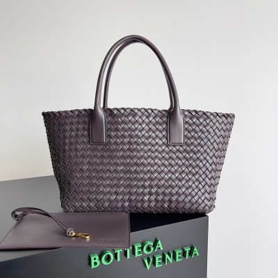 Bottega Veneta Cabat Medium Bag In Fondant Intrecciato Lambskin BVBS12073