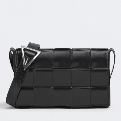 Bottega Veneta Cassette Bag In Black Wrinkled Calfskin BVBS12121