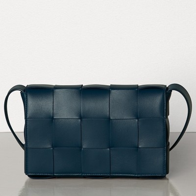 Bottega Veneta Cassette Bag In Dark Blue Lambskin BVBS12154