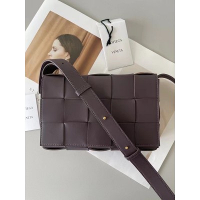 Bottega Veneta Cassette Bag In Fondant Intrecciato Lambskin BVBS12128