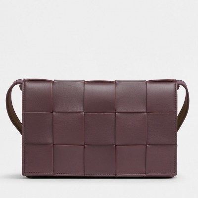 Bottega Veneta Cassette Bag In Grape Intrecciato Lambskin BVBS12131