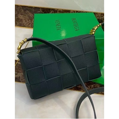 Bottega Veneta Cassette Bag In Green Grained Leather BVBS12155