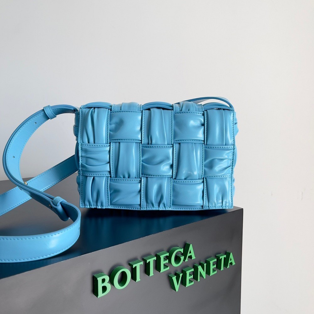 Bottega Veneta Cassette Bag In Pool Foulard Intreccio Leather BVBS12158