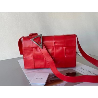 Bottega Veneta Cassette Bag In Red Wrinkled Calfskin BVBS12140