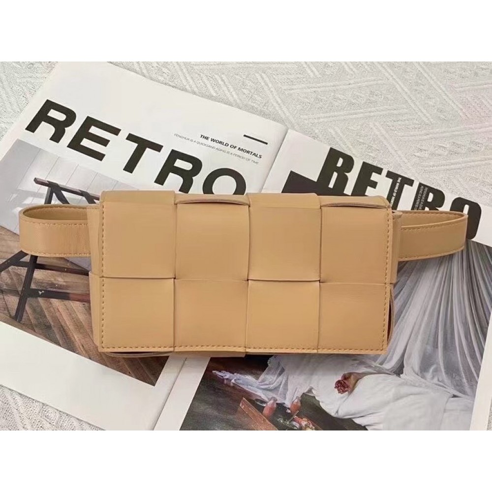 Bottega Veneta Cassette Belt Bag In Beige Intrecciato Leather BVBS12057