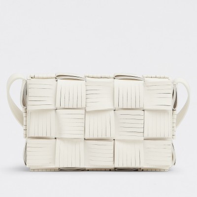 Bottega Veneta Cassette Fringed Bag In White Lambskin BVBS12149