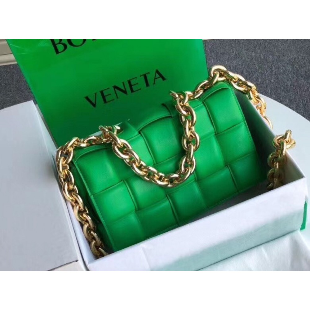 Bottega Veneta Chain Cassette Bag In Green Calfskin BVBS12213