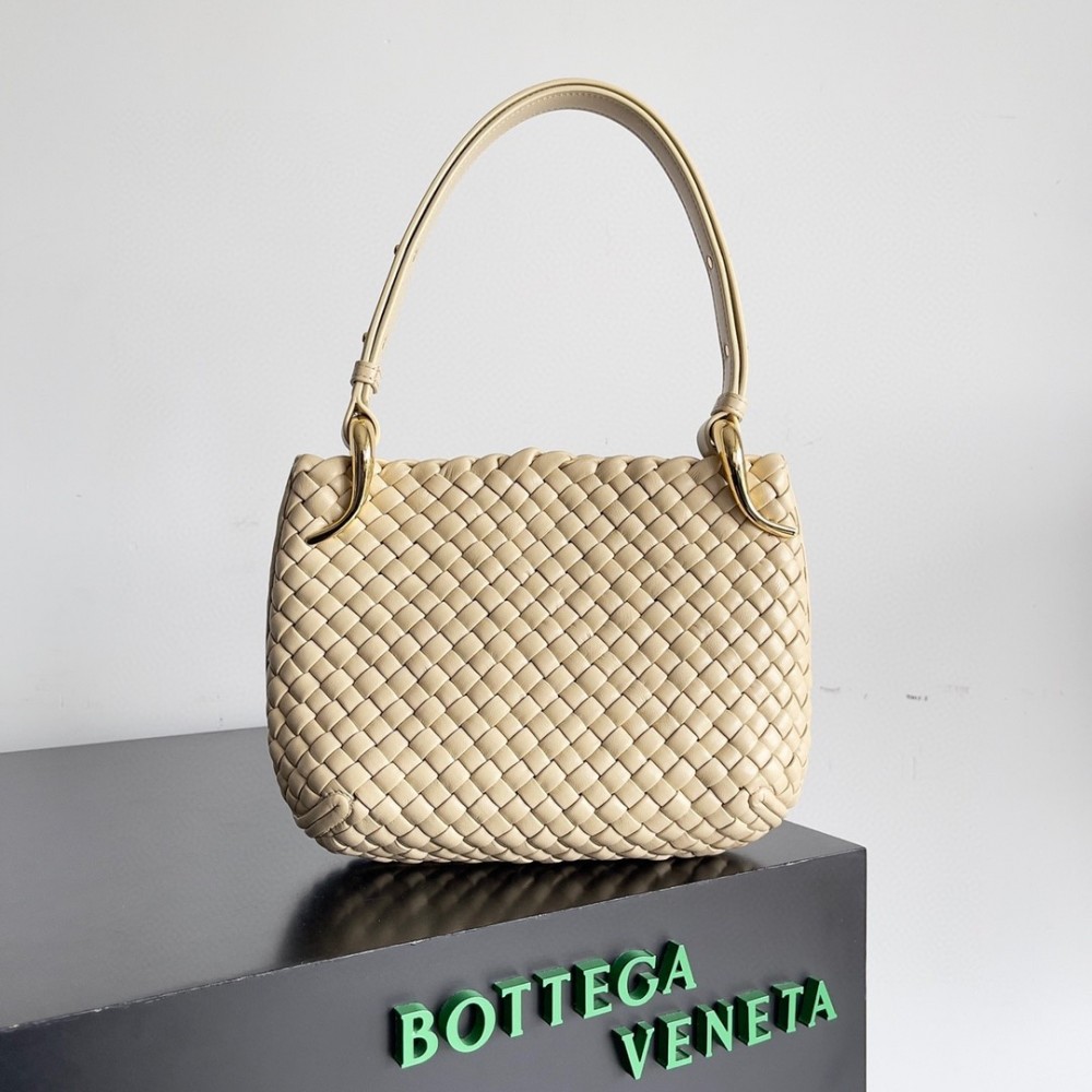 Bottega Veneta Clicker Small Bag in Porridge Intrecciato Lambskin BVBS12521