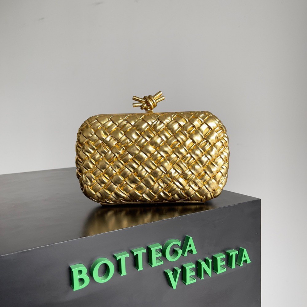 Bottega Veneta Knot Minaudiere Clutch In Gold Intreccio laminated Leather BVBS12370