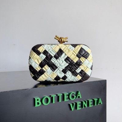 Bottega Veneta Knot Minaudiere Clutch In Multicolour Intrecciato Lambskin BVBS12373