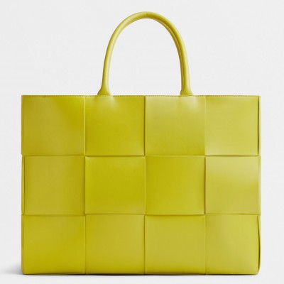 Bottega Veneta Large Arco Tote Bag In Kiwi Intrecciato Calfskin BVBS12548