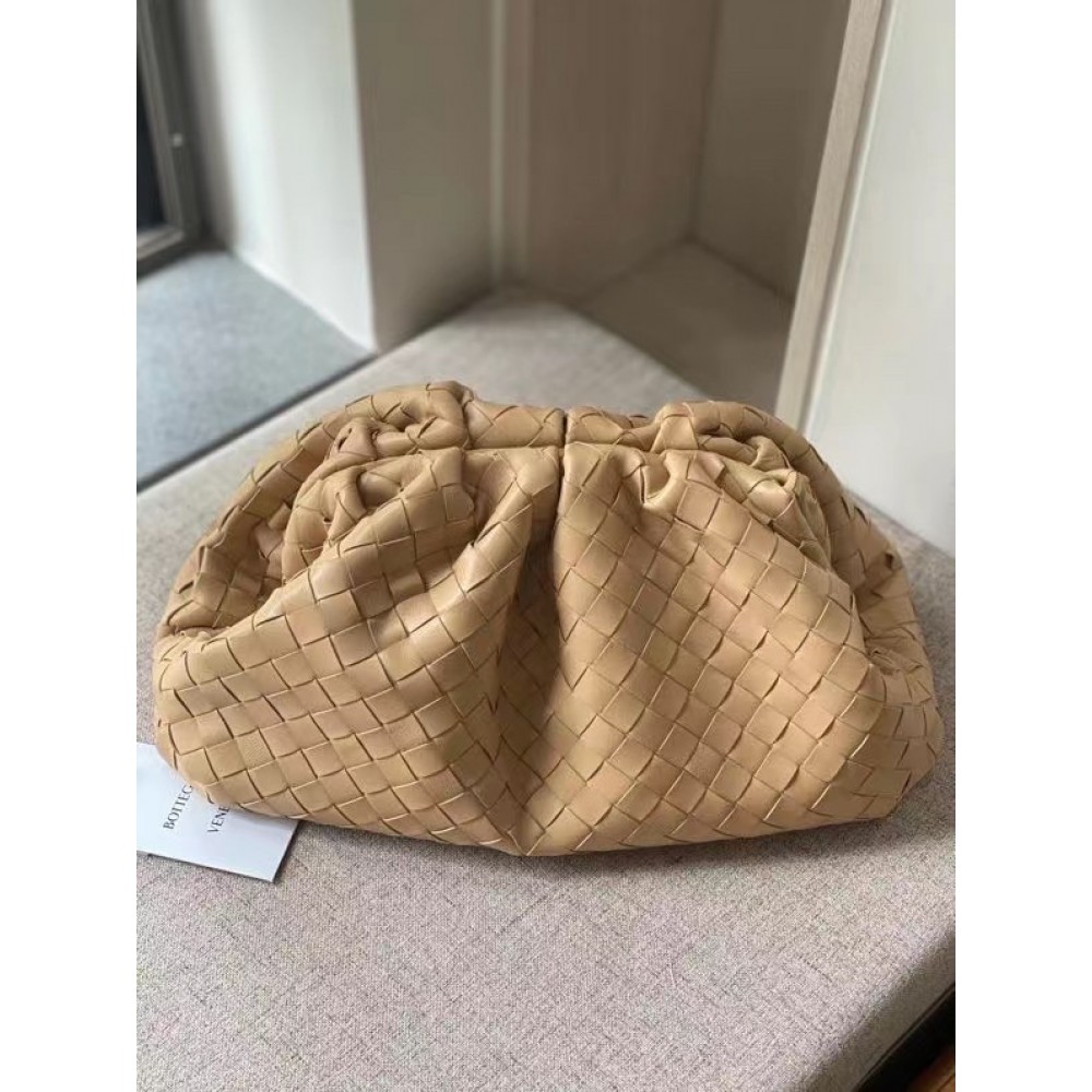 Bottega Veneta Large Pouch Clutch In Beige Intrecciato Lambskin BVBS12244