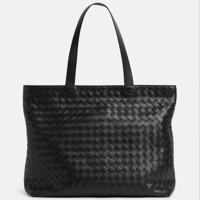 Bottega Veneta Large Zipped Tote in Black Intrecciato Calfskin BVBS12549