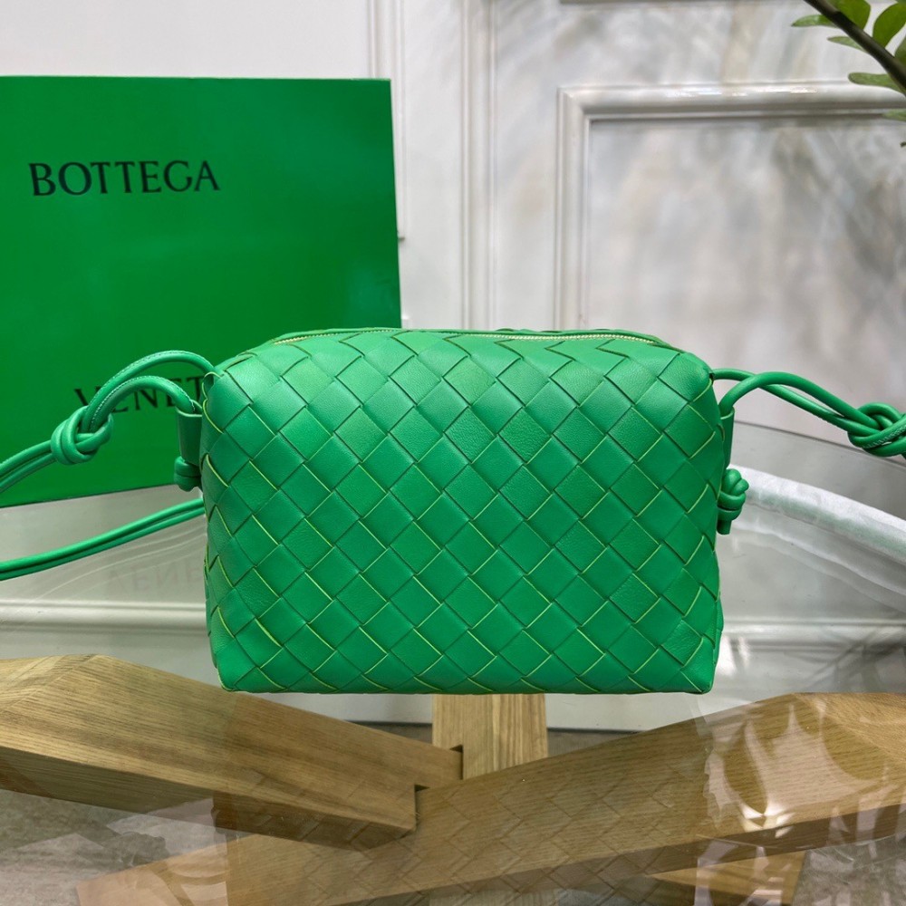 Bottega Veneta Loop Small Bag In Green Intrecciato Lambskin BVBS12400