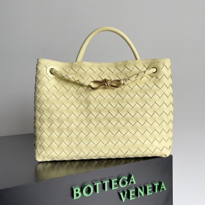 Bottega Veneta Medium Andiamo Bag In Ice Cream Intrecciato Lambskin BVBS12024