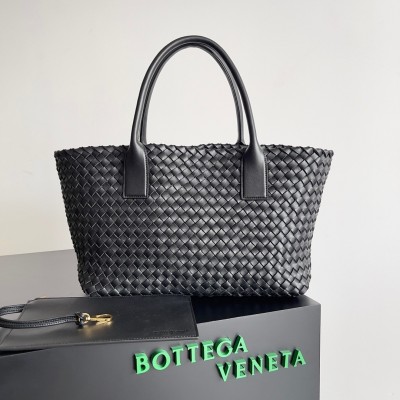 Bottega Veneta Medium Cabat Bag In Black Intrecciato Lambskin BVBS12092