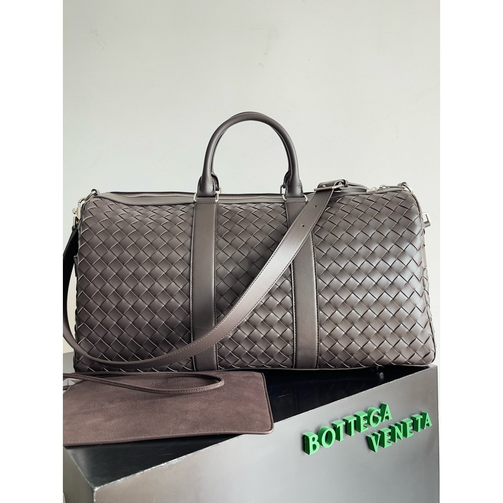 Bottega Veneta Medium Duffle Bag in Fondant Intrecciato Calfskin BVBS12286