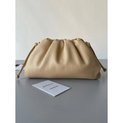 Bottega Veneta Mini Pouch In Beige Calfskin BVBS12460