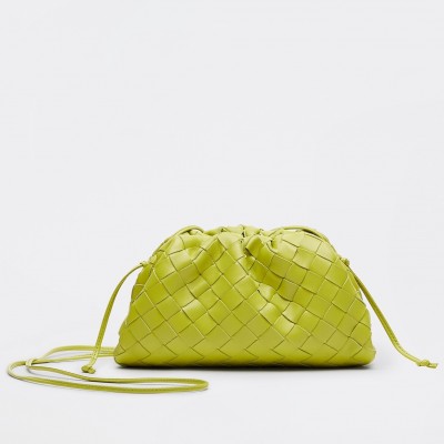 Bottega Veneta Mini Pouch In Kiwi Intrecciato Lambskin BVBS12472