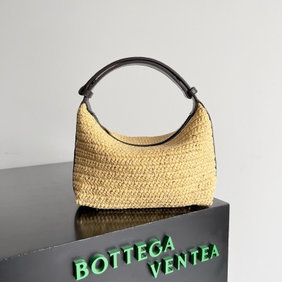 Bottega Veneta Mini Wallace Bag in Natural Raffia BVBS12518