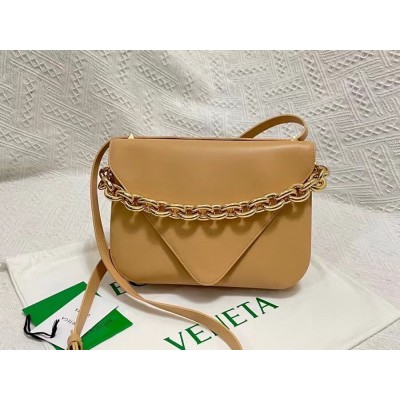 Bottega Veneta Mount Medium Envelope Bag In Almond Calfskin BVBS12412