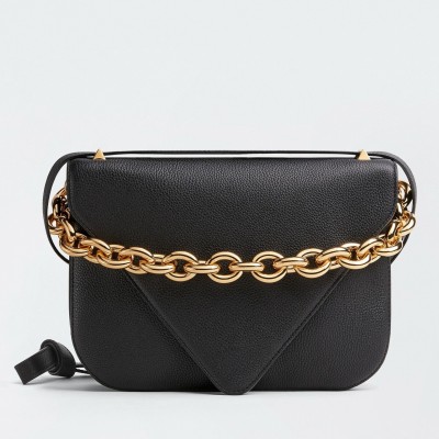 Bottega Veneta Mount Medium Envelope Bag In Black Leather BVBS12414