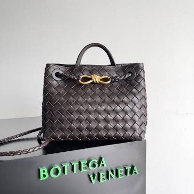 Bottega Veneta Small Andiamo Bag In Fondant Intrecciato Lambskin BVBS12029