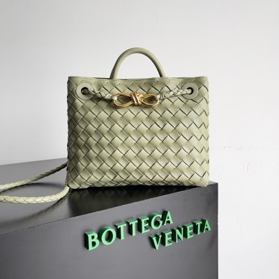 Bottega Veneta Small Andiamo Bag In Travertine Intrecciato Lambskin BVBS12032