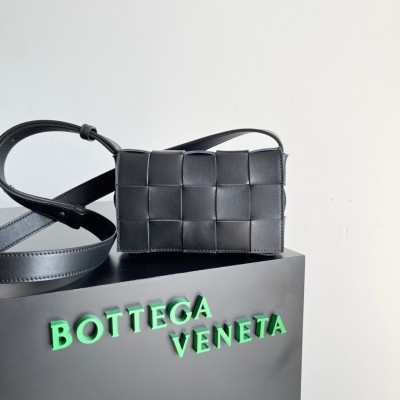 Bottega Veneta Small Cassette Bag In Black Intrecciato Lambskin BVBS12198