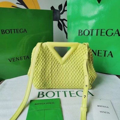 Bottega Veneta Small Point Bag In Seagrass Quilted Leather BVBS12454