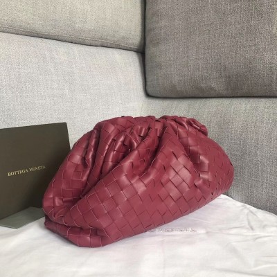 Bottega Veneta The Pouch Clutch In Amaranto Intrecciato Leather BVBS12255