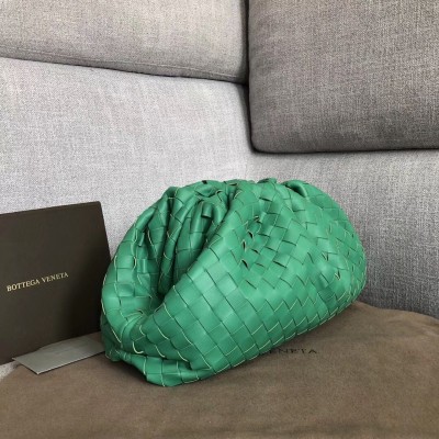 Bottega Veneta The Pouch Clutch In Green Intrecciato Leather BVBS12261